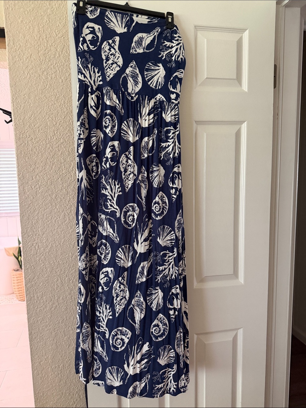 VENUS Navy and White Strapless Seashell Maxi Dress - Picture 4 of 4